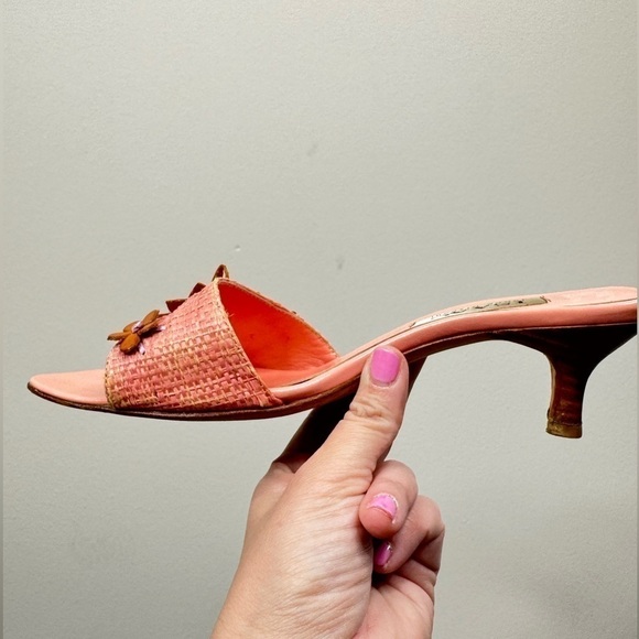 Isaac Mizrahi Floral Appliqué Spring Wicker Weave Pink Peach Sandals Size 6 - Picture 3 of 15